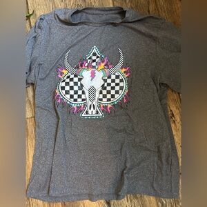 Gray Graphic Tee with Colorful Western Skull Design